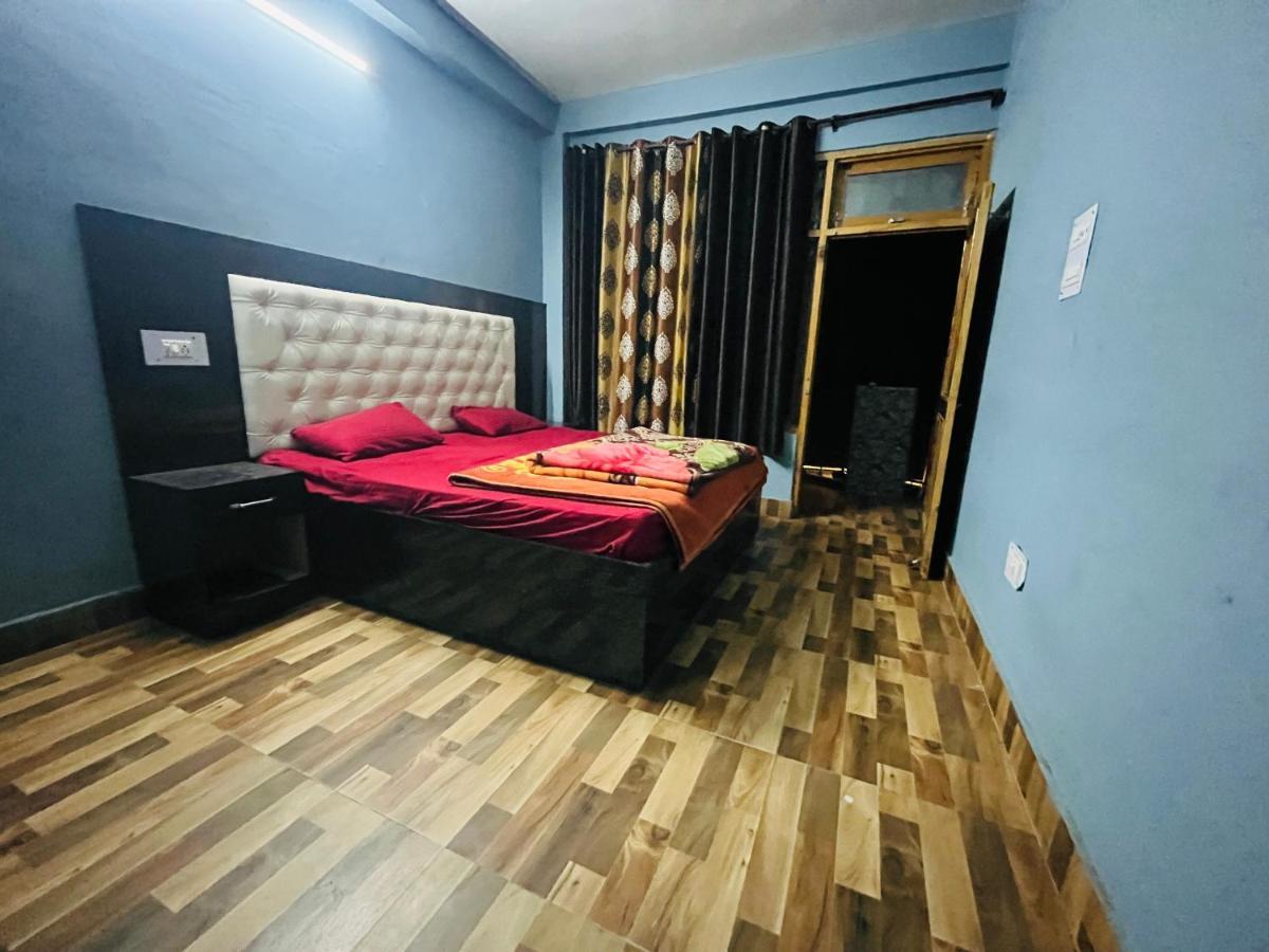 Shanti Cafe & Hostels Kasol Exteriér fotografie