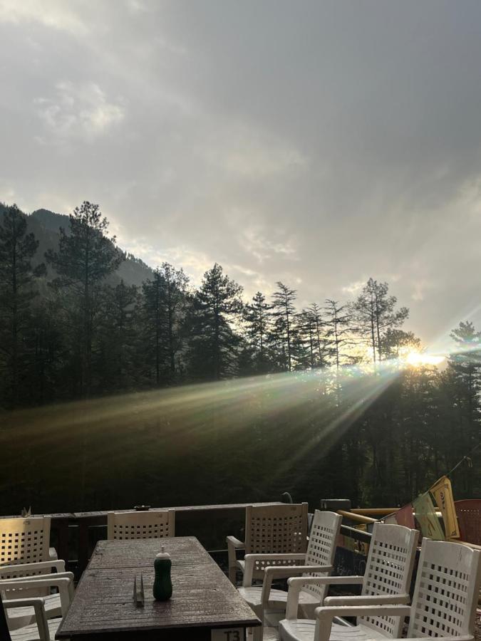 Shanti Cafe & Hostels Kasol Exteriér fotografie